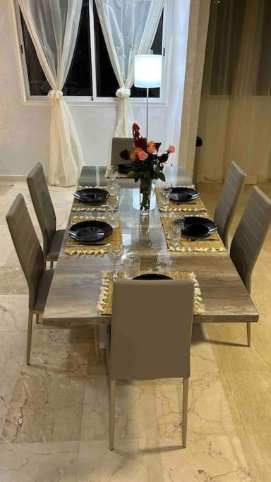 Appartement Haut Standing 3 Chambres Avec Terasse Quartier Gueliz Hivernage A Marrakech I19 มาร์ราเกช ภายนอก รูปภาพ