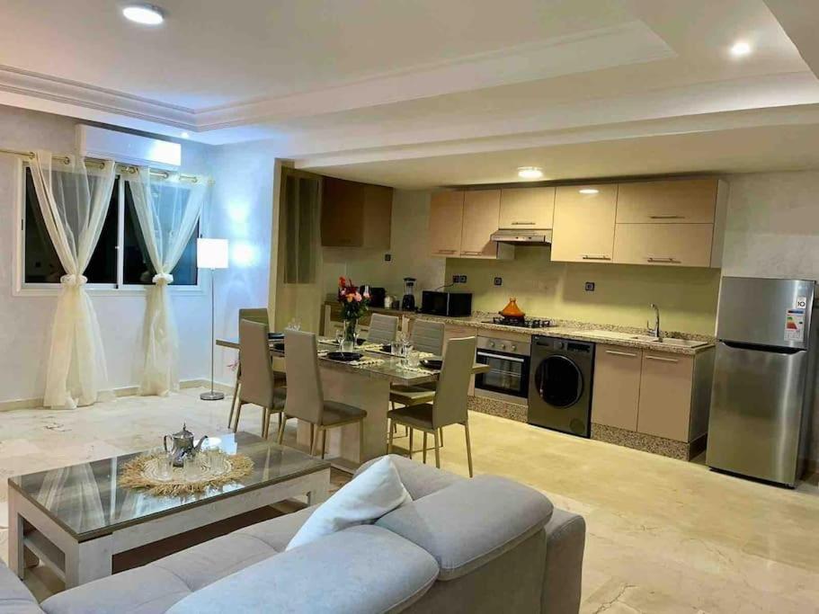 Appartement Haut Standing 3 Chambres Avec Terasse Quartier Gueliz Hivernage A Marrakech I19 มาร์ราเกช ภายนอก รูปภาพ