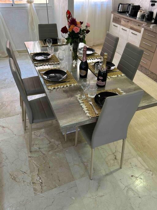 Appartement Haut Standing 3 Chambres Avec Terasse Quartier Gueliz Hivernage A Marrakech I19 มาร์ราเกช ภายนอก รูปภาพ