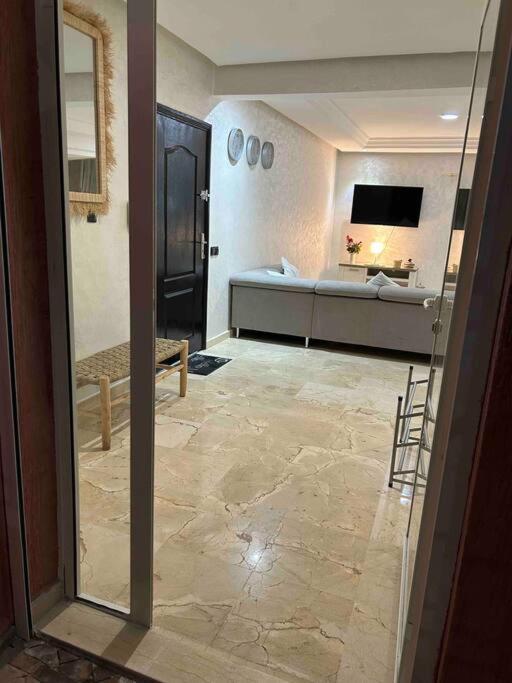Appartement Haut Standing 3 Chambres Avec Terasse Quartier Gueliz Hivernage A Marrakech I19 มาร์ราเกช ภายนอก รูปภาพ