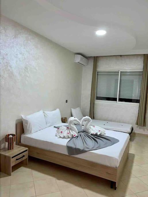 Appartement Haut Standing 3 Chambres Avec Terasse Quartier Gueliz Hivernage A Marrakech I19 มาร์ราเกช ภายนอก รูปภาพ